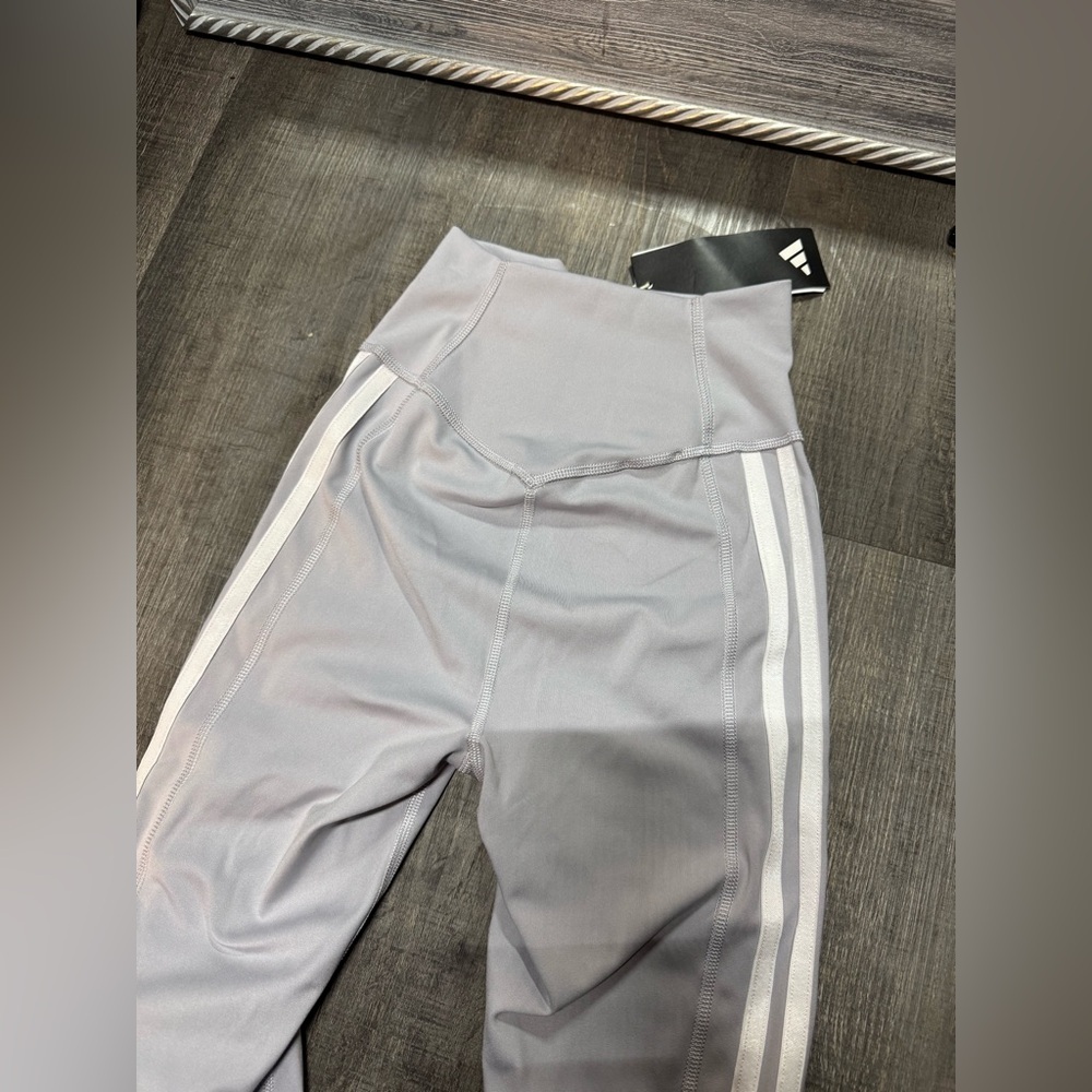 New Adidas‎ leggings - Picture 2 of 4